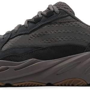 YEEZY 700 V2 MAUVE‏