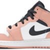 ⁦AIR JORDAN 1 MID PINK QUARTZ⁩ – תמונה ⁦2⁩