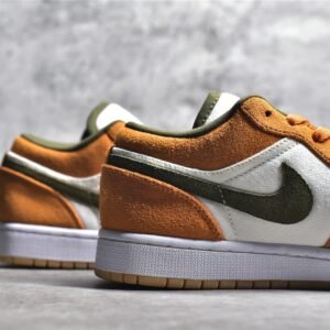 Nike AIR JORDAN 1 LOW SE WHITE/MEDIUM OLIVE/LIGHT CURRY DH6931-102