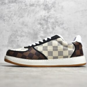 LOUIS VUITTON (LV) LOW RIVOLI SNEAKER WHITE/DARK BROWN/LIGHT GREY-BEIGE