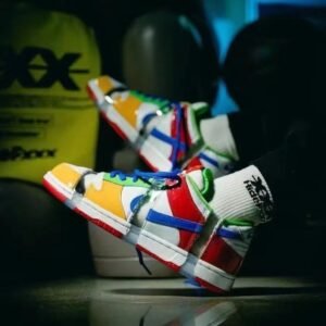 Nike DUNK LOW SB SANDY BODECKER WHITE/HYPER ROYAL/MEAN GREEN FD8777-100