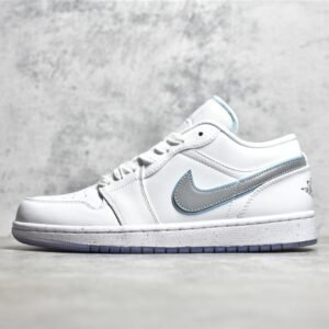 Nike AIR JORDAN 1 LOW SE DARE TO FLY WHITE/METALLIC SILVER/WHITE/UNIVERSITY BLUE FB1874-101