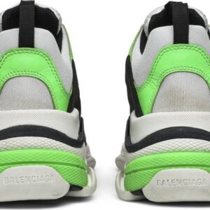 BALENCIAGA TRIPLE S GREEN FLUO‏