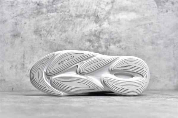 ⁦Adidas OZELIA SHOES CLOUD WHITE/CLOUD WHITE/CLOUD WHITE H03132⁩ – תמונה ⁦6⁩