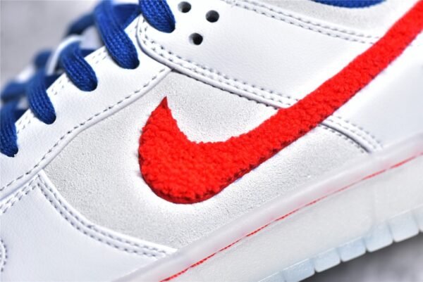 ⁦Nike SB DUNK LOW YEAR OF THE RABBIT WHITE RABBIT CANDY WHITE/CRIMSON/VARSITY ROYAL/SAIL FD4203-161⁩ – תמונה ⁦9⁩