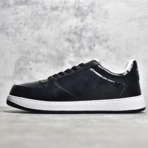 LOUIS VUITTON (LV) LOW RIVOLI SNEAKER BLACK/BLACK/WHITE