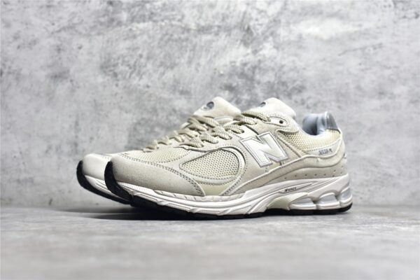 ⁦NB (NEW Balance) 2002 RUNNING SHOES BONE/LIGHT ALUMINUM ML2002RE⁩ – תמונה ⁦18⁩