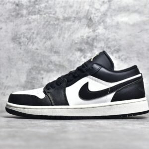 Nike AIR JORDAN 1 LOW BLACK/WHITE/BLACK