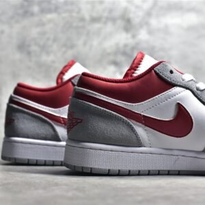Nike AIR JORDAN 1 LOW SE LIGHT SMOKE GREY/WHITE/GYM RED DC6991-016