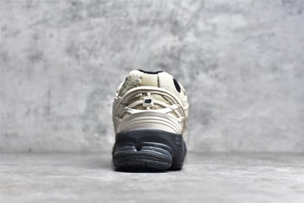 ⁦NB (NEW Balance) 1906D PROTECTION PACK RUNNING SHOES TURTLEDOVE/BLACK/BONE M1906DB⁩ – תמונה ⁦14⁩