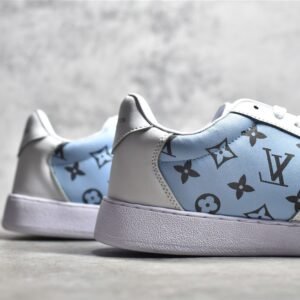 LOUIS VUITTON (LV) LOW RIVOLI SNEAKER WHITE/LIGHT BLUE/GREY