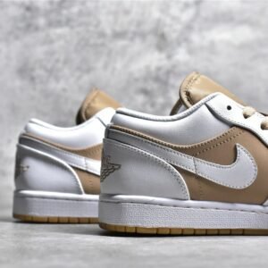 Nike AIR JORDAN 1 LOW WHITE/WHITE/HEMP/GUM YELLOW DN6999-100