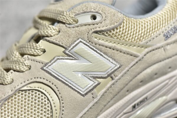 ⁦NB (NEW Balance) 2002 RUNNING SHOES BONE/LIGHT ALUMINUM ML2002RE⁩ – תמונה ⁦9⁩