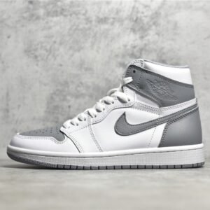 Nike AIR JORDAN 1 RETRO HIGH OG STEALTH/STEALTH/WHITE 555088-037