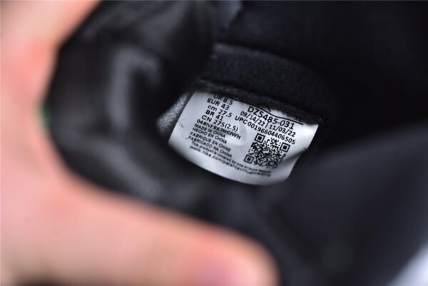 ⁦Nike AIR JORDAN 1 RETRO HIGH OG BLACK/LUCKY GREEN/WHITE DZ5485-031⁩ – תמונה ⁦4⁩