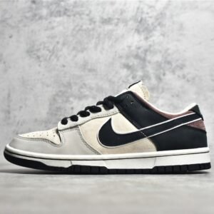 Nike SB DUNK LOW STEAMBOY OST X OTOMO KATSUHIRO LIGHT GREY/BLACK/BROWN LE0039-028