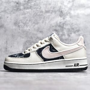 Nike AIR FORCE 1 LOW 07 CREAM WHITE/BLACK/SILVER 315122-667