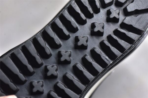 ⁦CONVERSE CHUCK TAYLOR ALL-STAR 70S TREK HIGH BLACK/BLACK/EGRET 171015C⁩ – תמונה ⁦5⁩