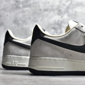 Nike AIR FORCE 1 LOW 07 BEIGE/BLACK/GOLD KK5636-810