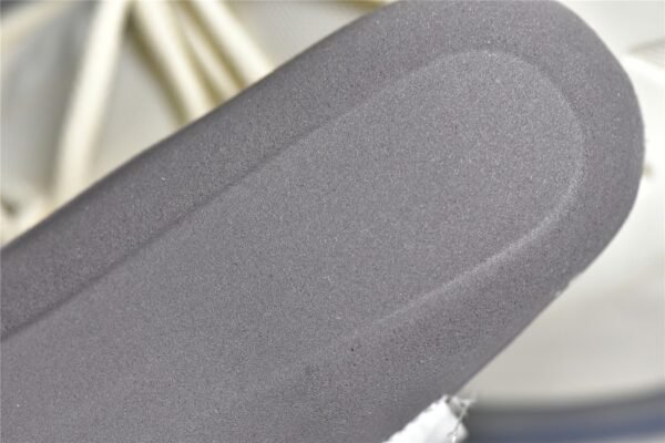 ⁦Nike AIR FEAR OF GOD 1 SAIL/SAIL/BLACK AR4237-100⁩ – תמונה ⁦3⁩