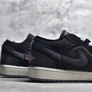 Nike AIR JORDAN 1 LOW SE CRAFT INSIDE OUT BLACK/LIGHT GRAPHITE/SAIL/CEMENT GREY DN1635-001