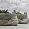 ⁦Adidas OZELIA SHOES TRACE CARGO/MEDIUM DARK KHAKI/NIGHT METALLIC GX4025⁩ – תמונה ⁦4⁩