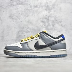 Nike NORTH CAROLINA A&T STATE X SB DUNK LOW AGGIES COOL GREY/YELLOW/BLUE/BLACK/SAIL DR6187-001