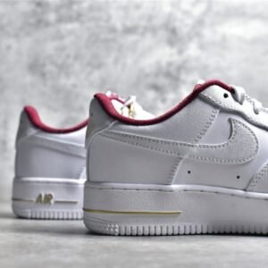 Nike AIR FORCE 1 LOW 07 SE SISTERHOOD SUMMIT WHITE/TEAM RED/METALLIC GOLD DV7584-100