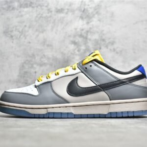 Nike SB DUNK LOW AGGIES X NORTH CAROLINA A&T STATE COOL GREY/YELLOW/BLUE/BLACK/SAIL DR6187-001