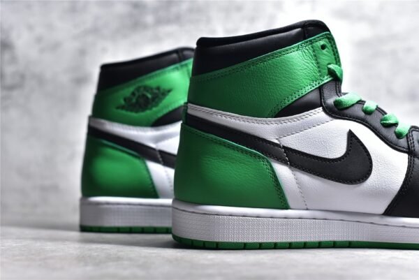 ⁦Nike AIR JORDAN 1 RETRO HIGH OG BLACK/LUCKY GREEN/WHITE DZ5485-031⁩ – תמונה ⁦11⁩