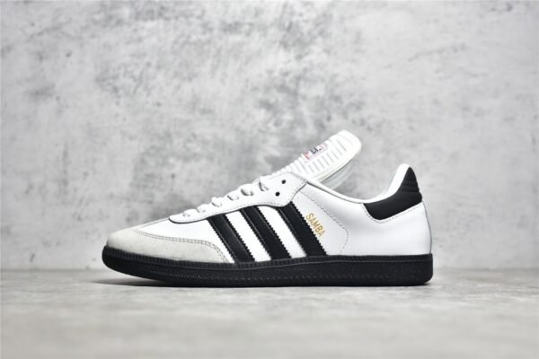 Adidas  SAMBA CLASSIC SHOES CLOUD WHITE/CORE BLACK/GUM 772109