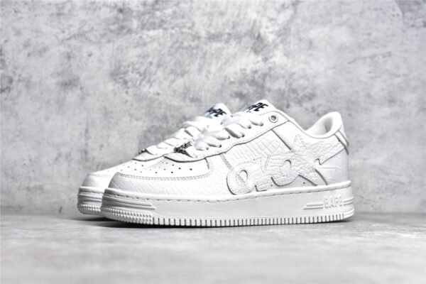 ⁦OVO X BAPE STA LOW SNEAKERS WHITE/WHITE/WHITE⁩ – תמונה ⁦21⁩
