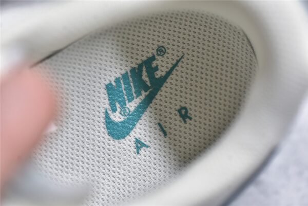 ⁦Nike AIR FORCE 1 LOW 07 BEIGE/GREEN/BEIGE KK1256-659⁩ – תמונה ⁦3⁩