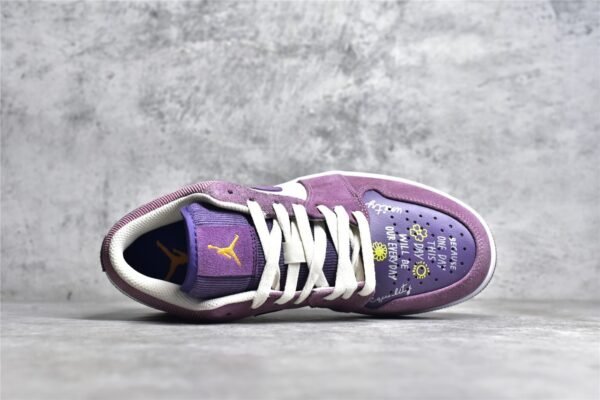 ⁦Nike AIR JORDAN 1 LOW INTERNATIONAL WOMEN'S DAY AMETHYST WAVE/CANYON PURPLE/OLIVE AURA DR8057-500⁩ – תמונה ⁦16⁩