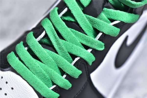 ⁦Nike AIR JORDAN 1 RETRO HIGH OG BLACK/LUCKY GREEN/WHITE DZ5485-031⁩ – תמונה ⁦9⁩