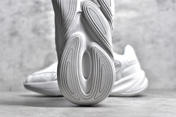 ⁦Adidas OZELIA SHOES CLOUD WHITE/CLOUD WHITE/CLOUD WHITE H03132⁩ – תמונה ⁦3⁩