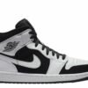 נייק אייר ג'ורדן 1 רטרו אמצע 'טוקסידו' - Nike Air Jordan 1 Mid Tuxedo’