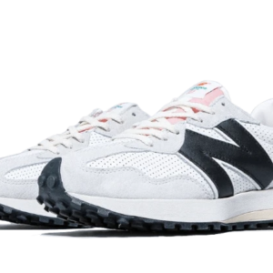 New Balance 327 CASABLANCA BLACK LOGO